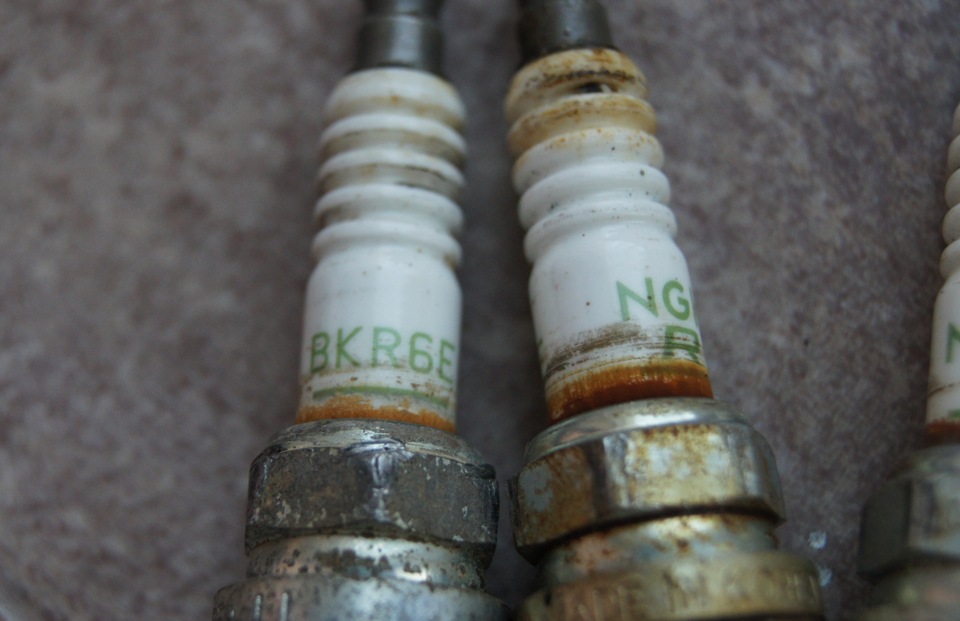 Свечи зажигания не откручиваются: Если свечи зажигания не хотят ...