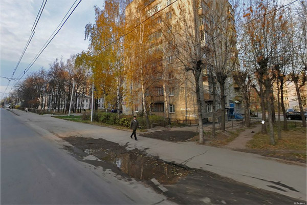 Выезд из двора Выезд из двора